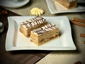 Пирог Стефания, 100г