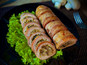 Рулет в беконе с курицей и грибами, 500г